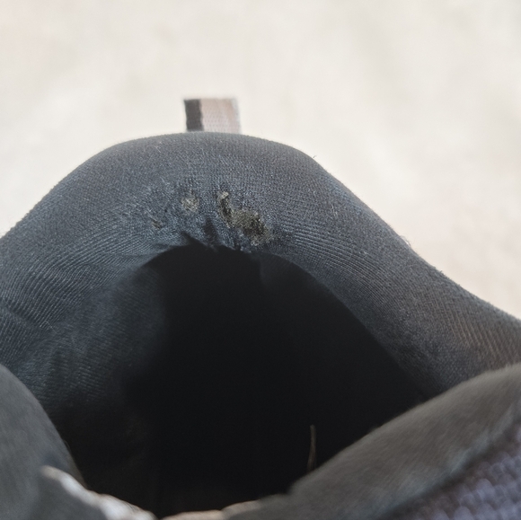 Northface Waterproof Chilkat Fall, Winter, Spring Midrise Boot - Picture 8 of 11